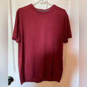 Men’s red active t shirt